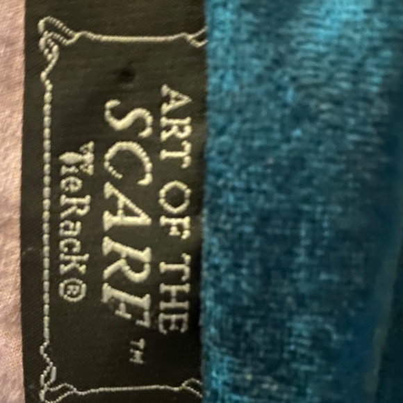 Forest Green Scarf - Picture 2 of 2